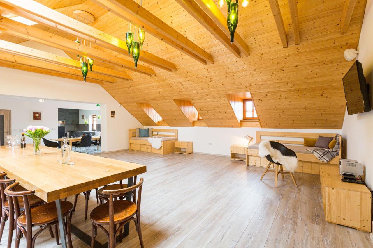 Vinny Apartman Раковник Экстерьер фото